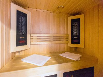 هتل کارلیا اند اسپا