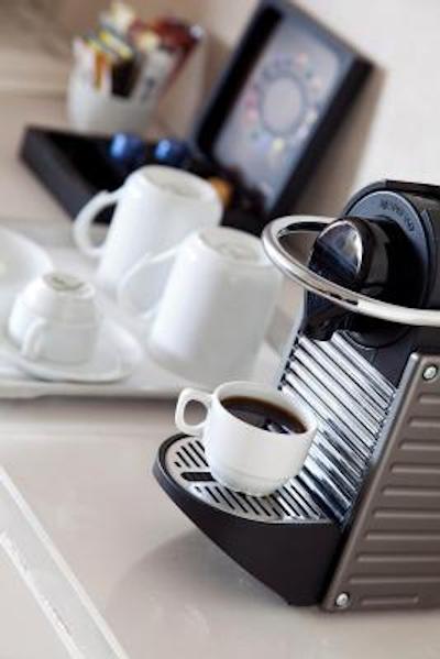 بی اچ کنفرانس اند ایرپورت هتل