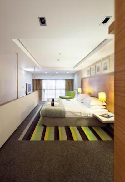 بی اچ کنفرانس اند ایرپورت هتل