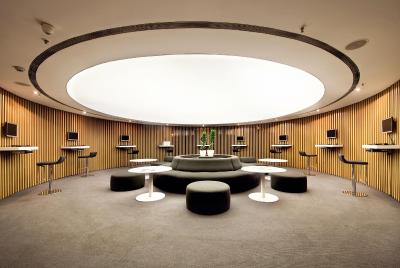 بی اچ کنفرانس اند ایرپورت هتل