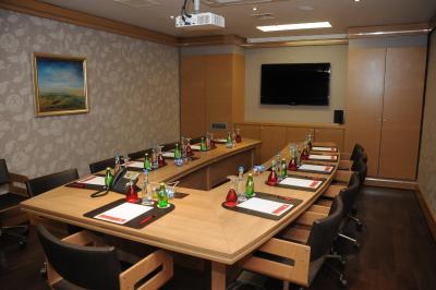 رامادا استانبول آسیا لاکچری هتل