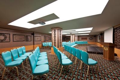 رامادا استانبول آسیا لاکچری هتل