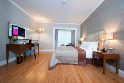 رامادا استانبول آسیا لاکچری هتل