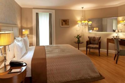 رامادا استانبول آسیا لاکچری هتل