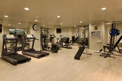 رامادا استانبول آسیا لاکچری هتل