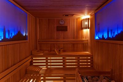 رامادا استانبول آسیا لاکچری هتل