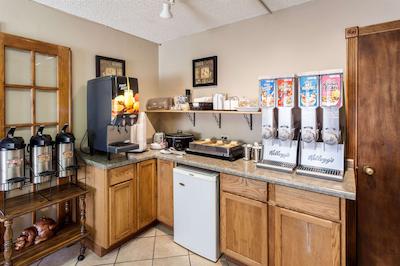 ردو این هاستینگز