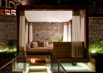 دبلیو استانبول هتل