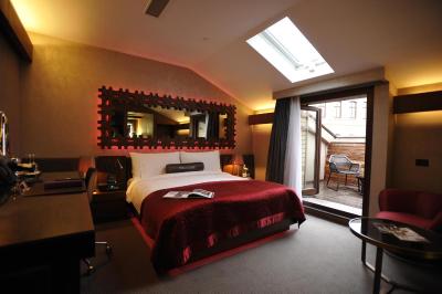 دبلیو استانبول هتل