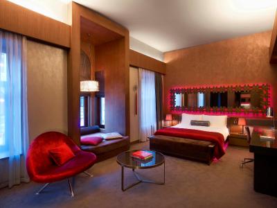 دبلیو استانبول هتل