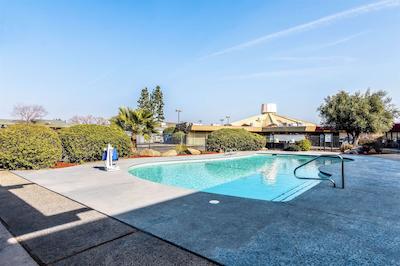 ردو این اند سویتز