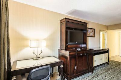 ردو این اند سویتز