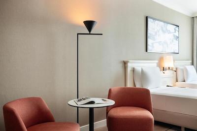 الیت ورلد پرستیژ هتل