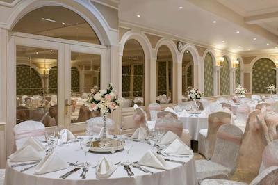 الیت ورلد پرستیژ هتل