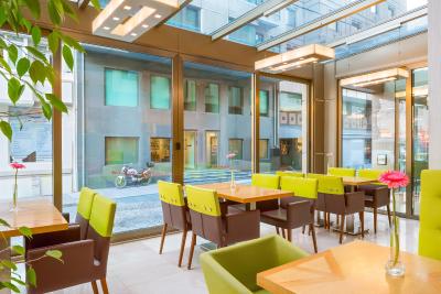 رامادا استانبول تکسیم