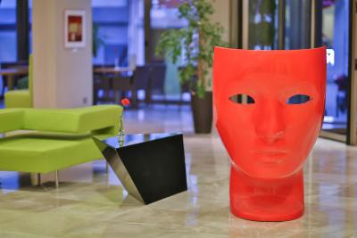 رامادا استانبول تکسیم