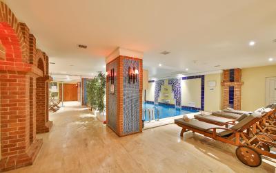 رامادا استانبول تکسیم