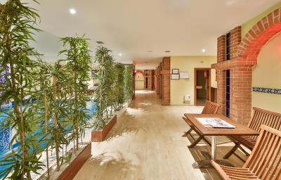 رامادا استانبول تکسیم