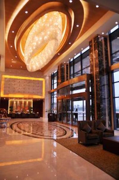 دیلایتل هتل وست