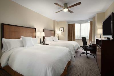 هموود سویتز بای هیلتون ونیورسیتی سیتی