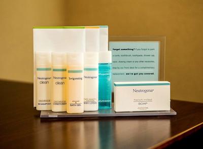 هامپتون این مارکت/واترفرنت