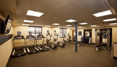 هامپتون این مارکت/واترفرنت