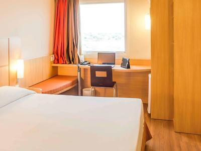 ایبیز پترلینا