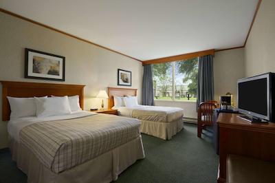 تراولج منتریل آیرپرت