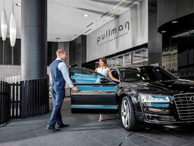 پولمان بریسبان کینگ گئورج اسکوار