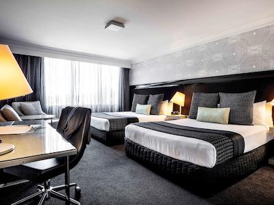 پولمان بریسبان کینگ گئورج اسکوار