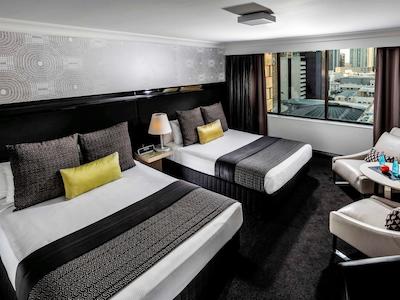 پولمان بریسبان کینگ گئورج اسکوار