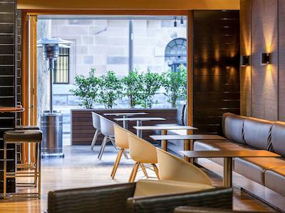 پولمان بریسبان کینگ گئورج اسکوار