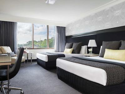 پولمان بریسبان کینگ گئورج اسکوار