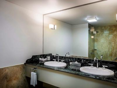 پولمان بریسبان کینگ گئورج اسکوار