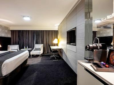 پولمان بریسبان کینگ گئورج اسکوار