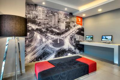 رد پلانت پاسار بارو