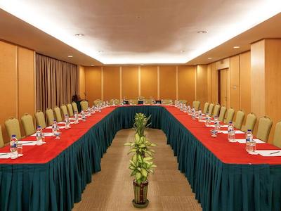 مرکور یانگون کابا اِی