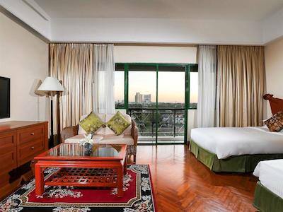 مرکور یانگون کابا اِی