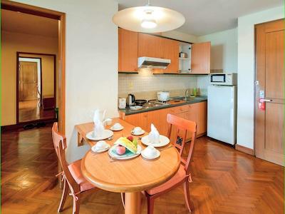 مرکور یانگون کابا اِی