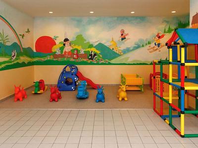 مرکور یانگون کابا اِی