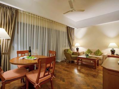 مرکور یانگون کابا اِی