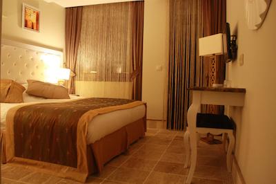 تلمسز سلکت هتل