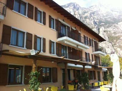 کاسا آلبرگو سُریسُ