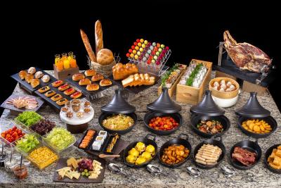 مندرین اورینتال پودونگ شانگهای