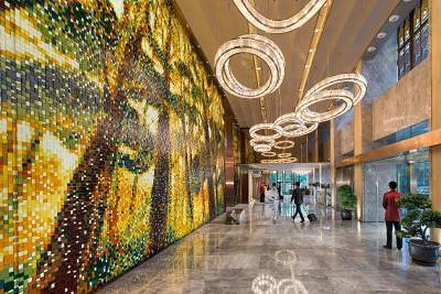 مندرین اورینتال پودونگ شانگهای
