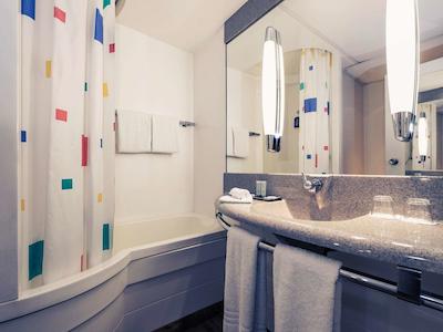 مرکور هتل مانهیم ام فریدنسپلاتز