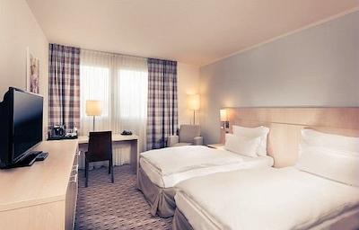 مرکور هتل مانهیم ام فریدنسپلاتز