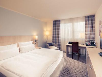 مرکور هتل مانهیم ام فریدنسپلاتز