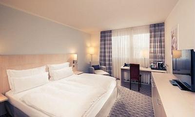 مرکور هتل مانهیم ام فریدنسپلاتز