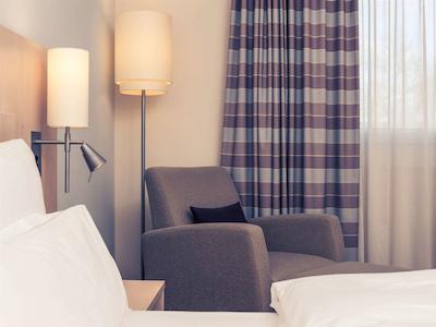 مرکور هتل مانهیم ام فریدنسپلاتز